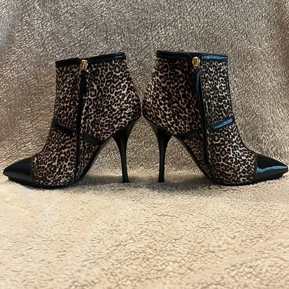 EMILIO PUCCI Ankle Booties - Picture 5 of 15